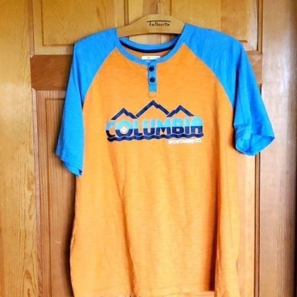 Columbia Regular Fit Logo 2 button Neck Blue & Orange Graphic Mtn SS Sz L Tshirt
